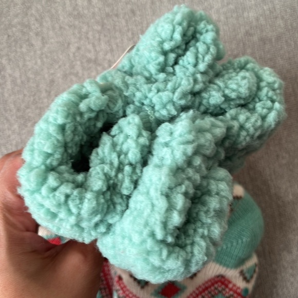 MUK LUKS CABIN SOCKS - Picture 5 of 7